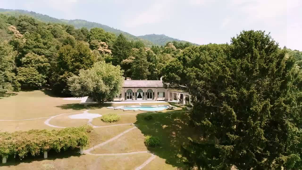 spot-in-location-lago-maggiore-preview.jpg