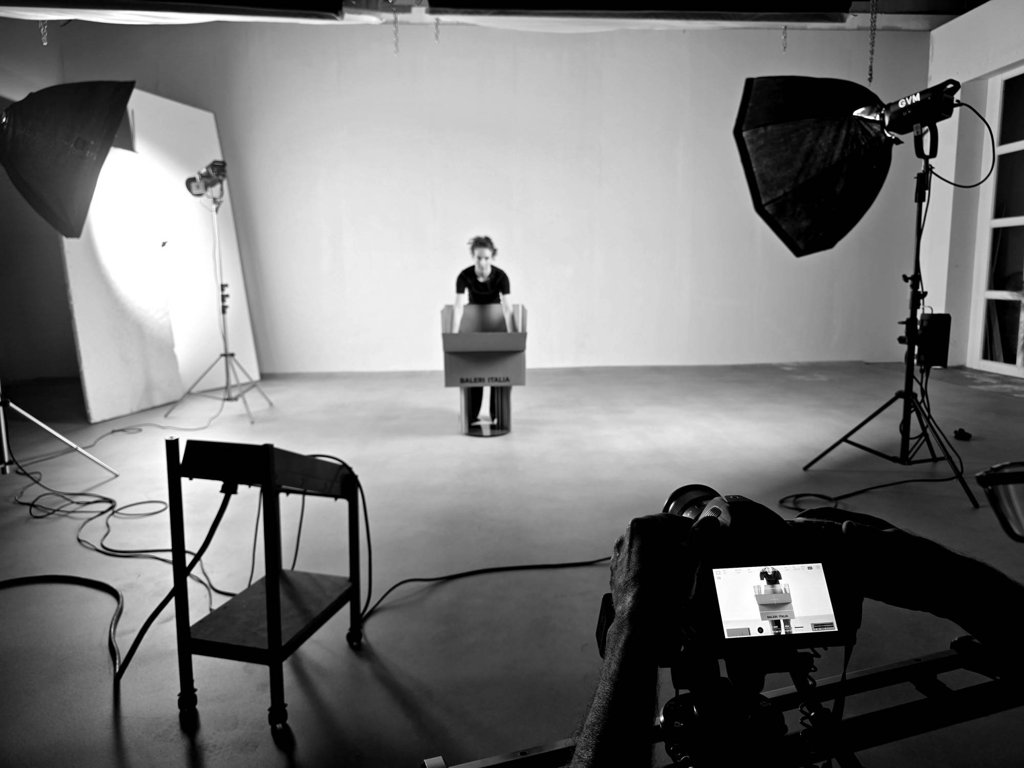new-visibility-agenzia-comunicazione-marketing-digitale-cantu-provincia-como-luci-professionali-02