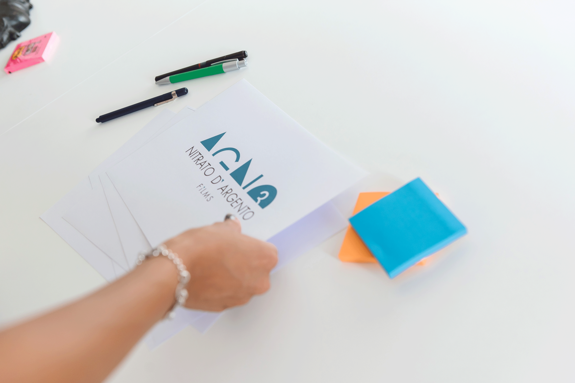 Creazione logo per le aziende di Cant&ugrave; presso NewVisibility, agenzia di comunicazione