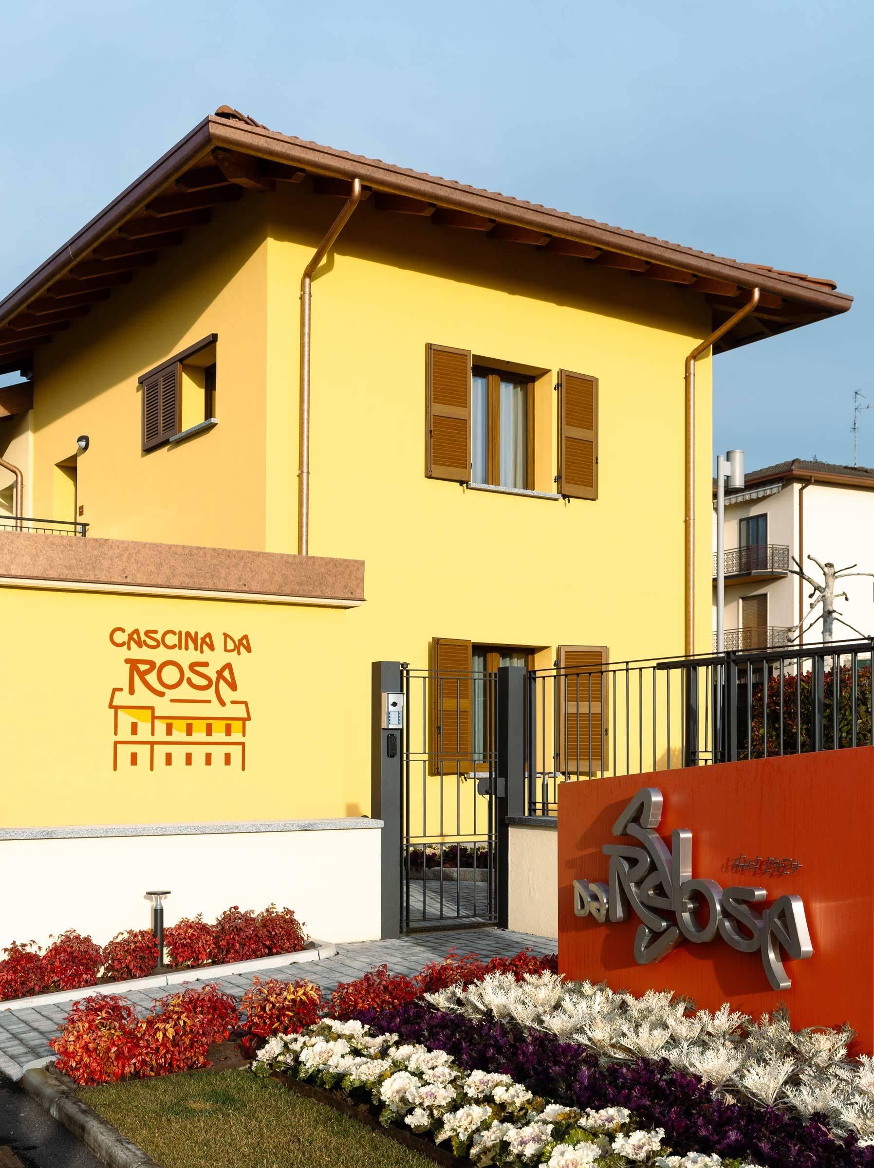 new-visibility-agenzia-comunicazione-marketing-digitale-cantu-provincia-como-logo-cascina-da-rosa-01