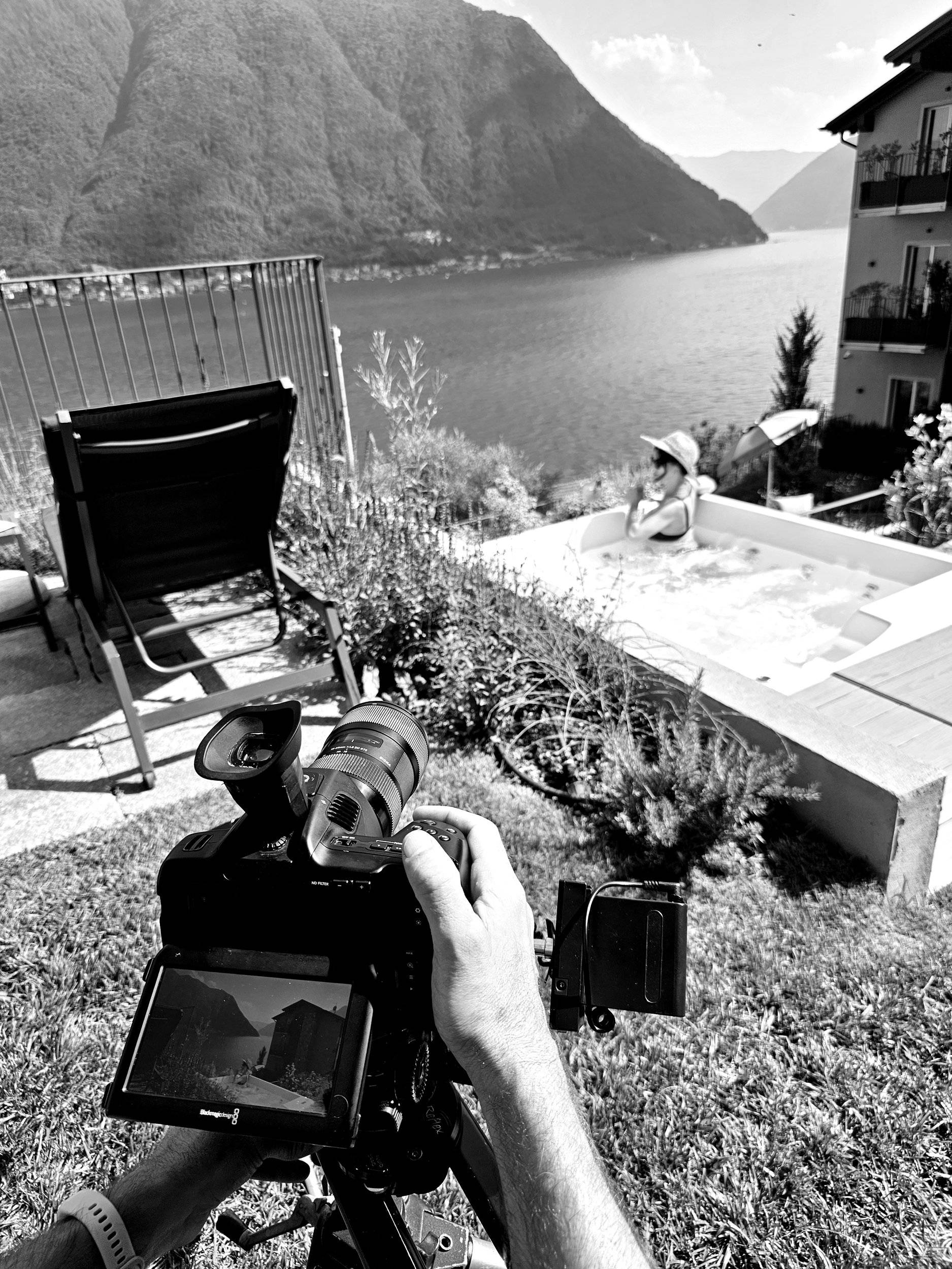 new-visibility-agenzia-comunicazione-marketing-digitale-cantu-provincia-como-camera-professionale-03
