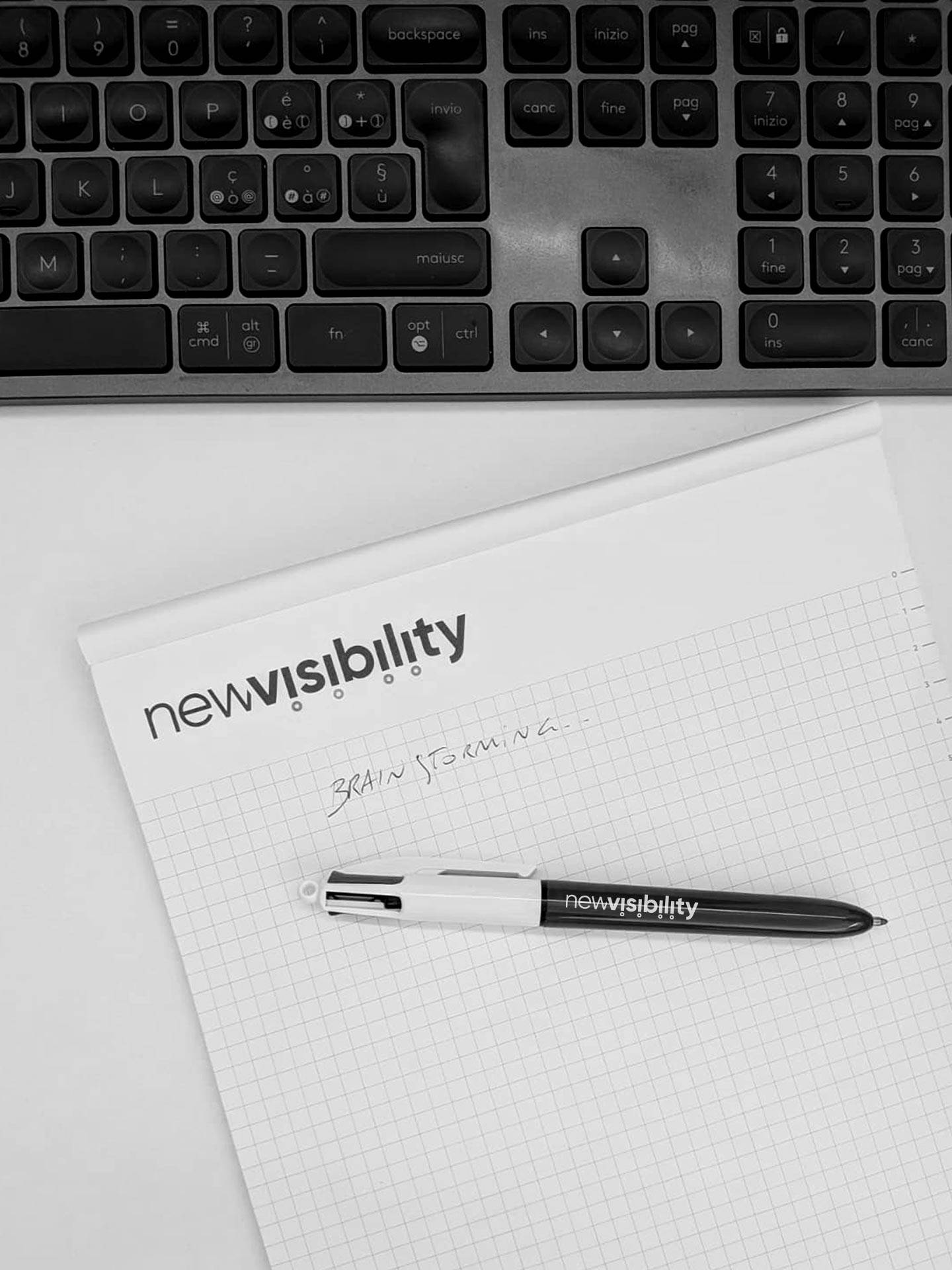 new-visibility-agenzia-comunicazione-marketing-digitale-cantu-provincia-como-manifesto-creativita