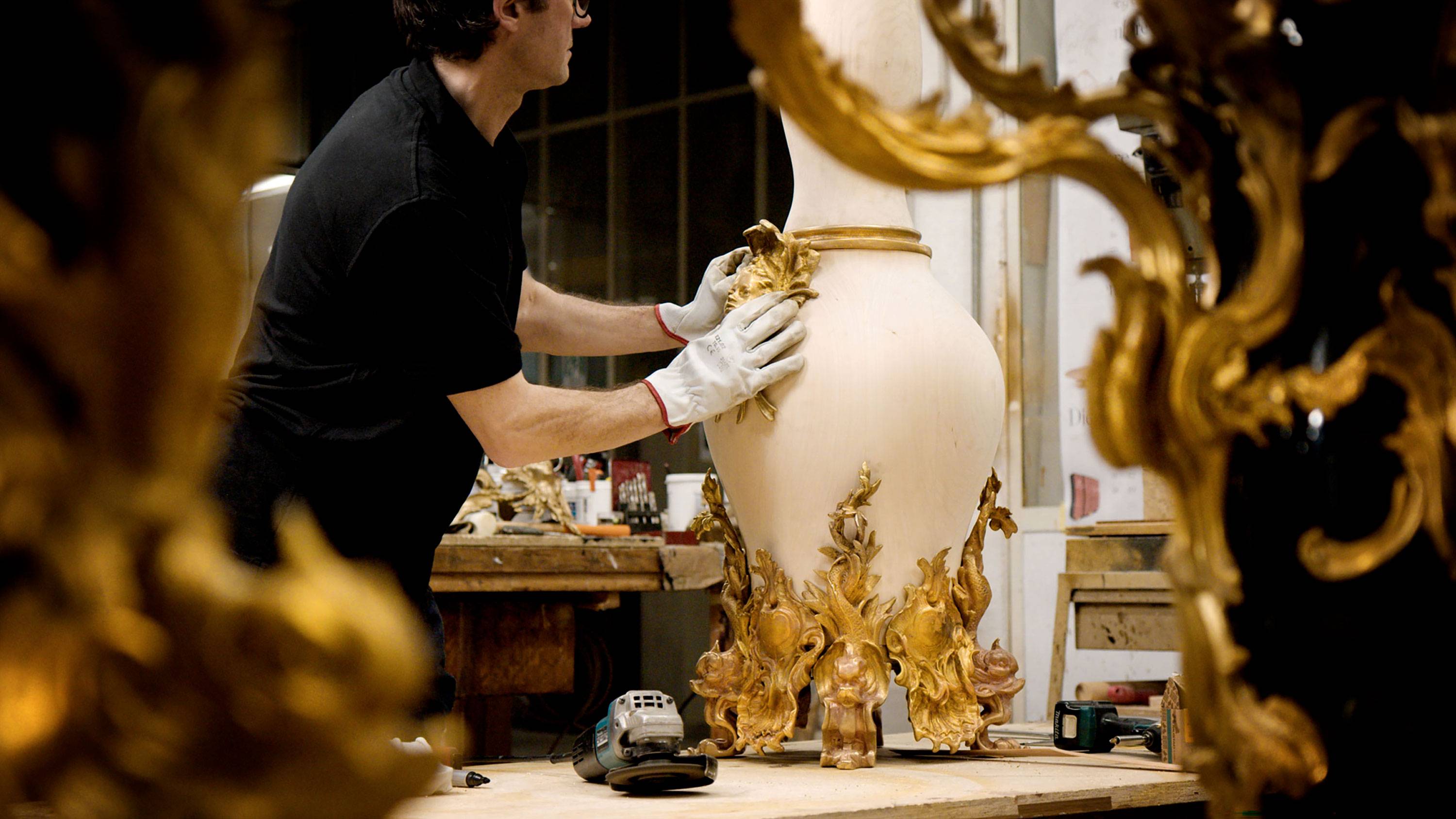 cg-capelletti-Italian-luxury-furniture-craftman